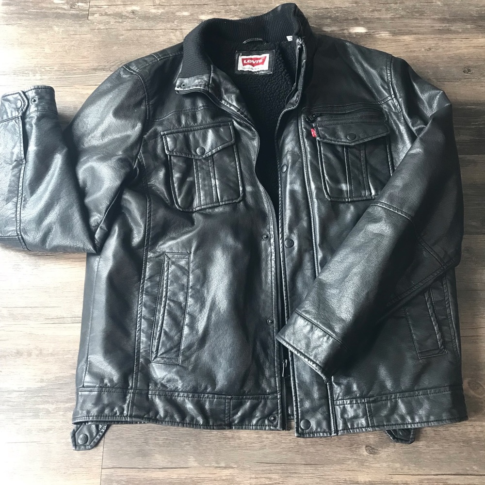 Men's Levi's® Sherpa-Lined Faux-Leather Trucker